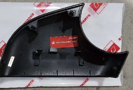 تسلا مدل Y درب سمت راست مسافربری آینه پوشش نگهدارنده سیاه 8202202