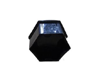 درپوش مهره چرخ تسلا مشکی براق 22 میلی‌متری پلاستیک ABS 5x5x3 سانتی‌متر