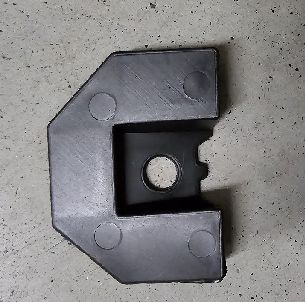 براکت سپر عقب راست تسلا مدل S 2021+ 130x35x3.5mm