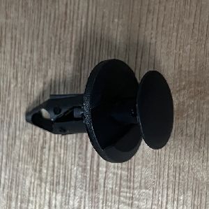 OEM-Matching Push-Pull Clip for Tesla 2012+ Models with High-Grade Nylon 66 and 8mm Diameter